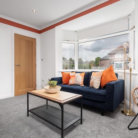 Вилла Shawe House - 10 Minute Mcr Airport - Free Parking Уизеншо Номер фото